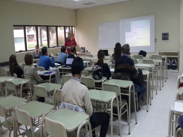 Comenz&oacute; el dictado de la capacitaci&oacute;n para docentes "Evaluaci&oacute;n Educativa"